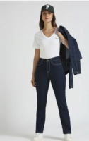Upto 73 % off on Pepe Jeans