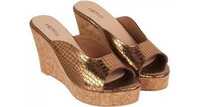 Up to 83% Off on Hush Puppies Footwear